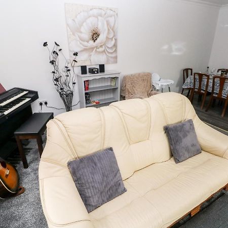 23 Charles Thomas Avenue Villa Pembroke Dock Buitenkant foto